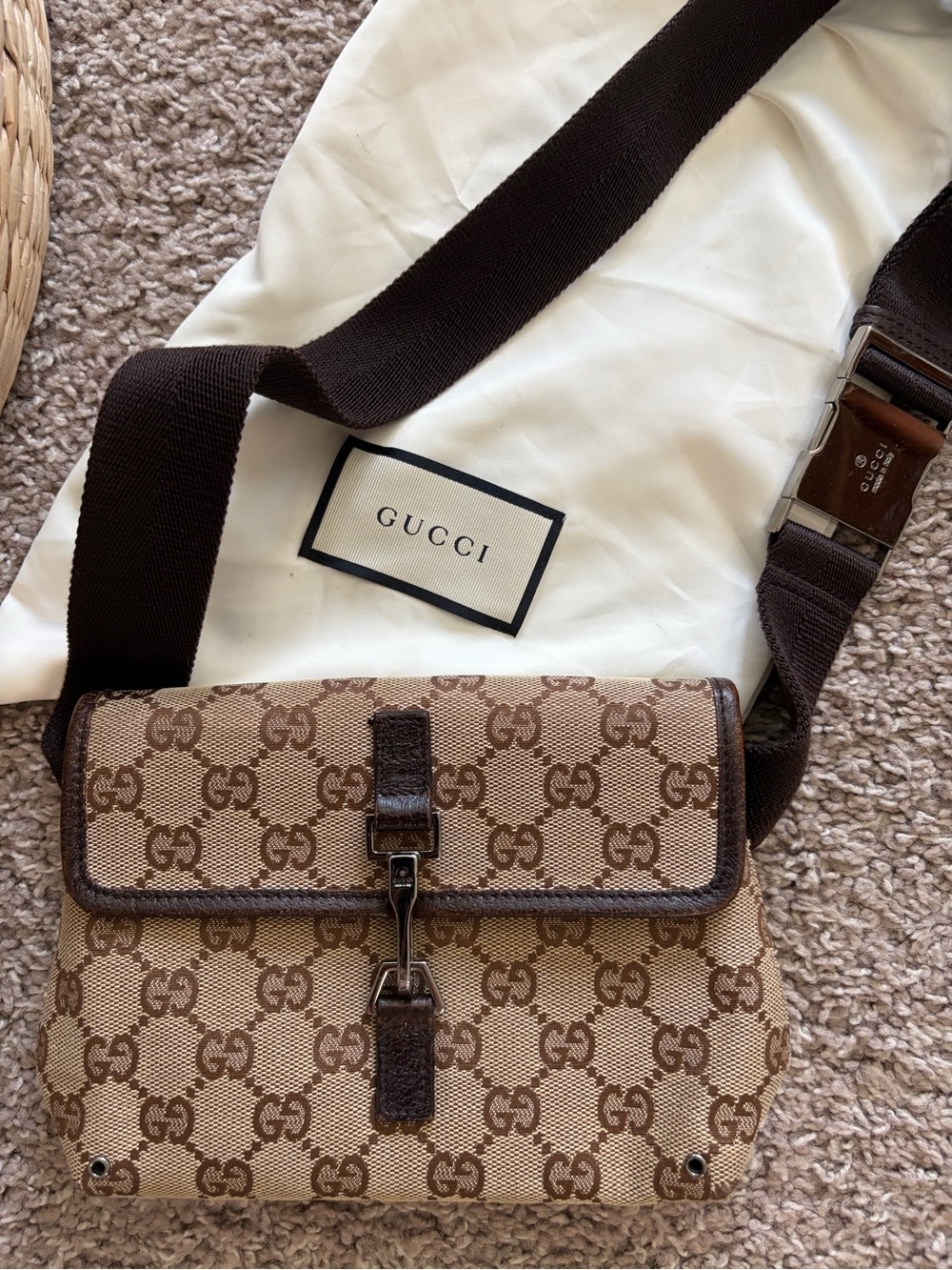 GUCCI - “AUTHENTIC” Brown & Beige GG Canvas Belt/Crossbody Bag - Picture 2 of 10